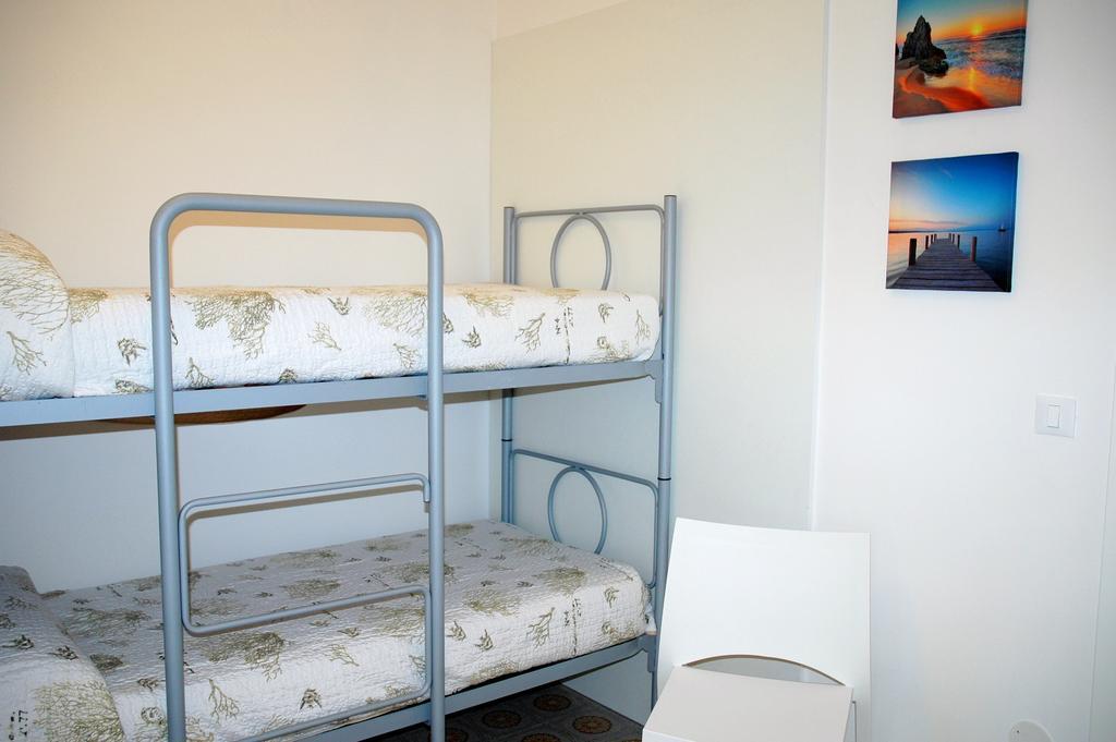 Residence Isvico Lignano Sabbiadoro Room photo